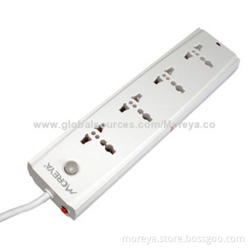 Power Strip of Universal Standard, with 4 Socket Outlets, Extension Cord and Overload Protection